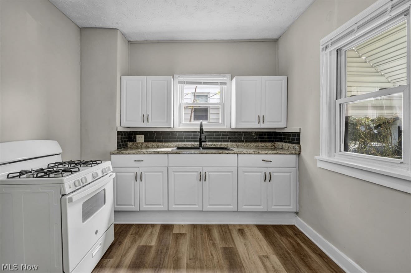 936 Selwyn Road – photo 3