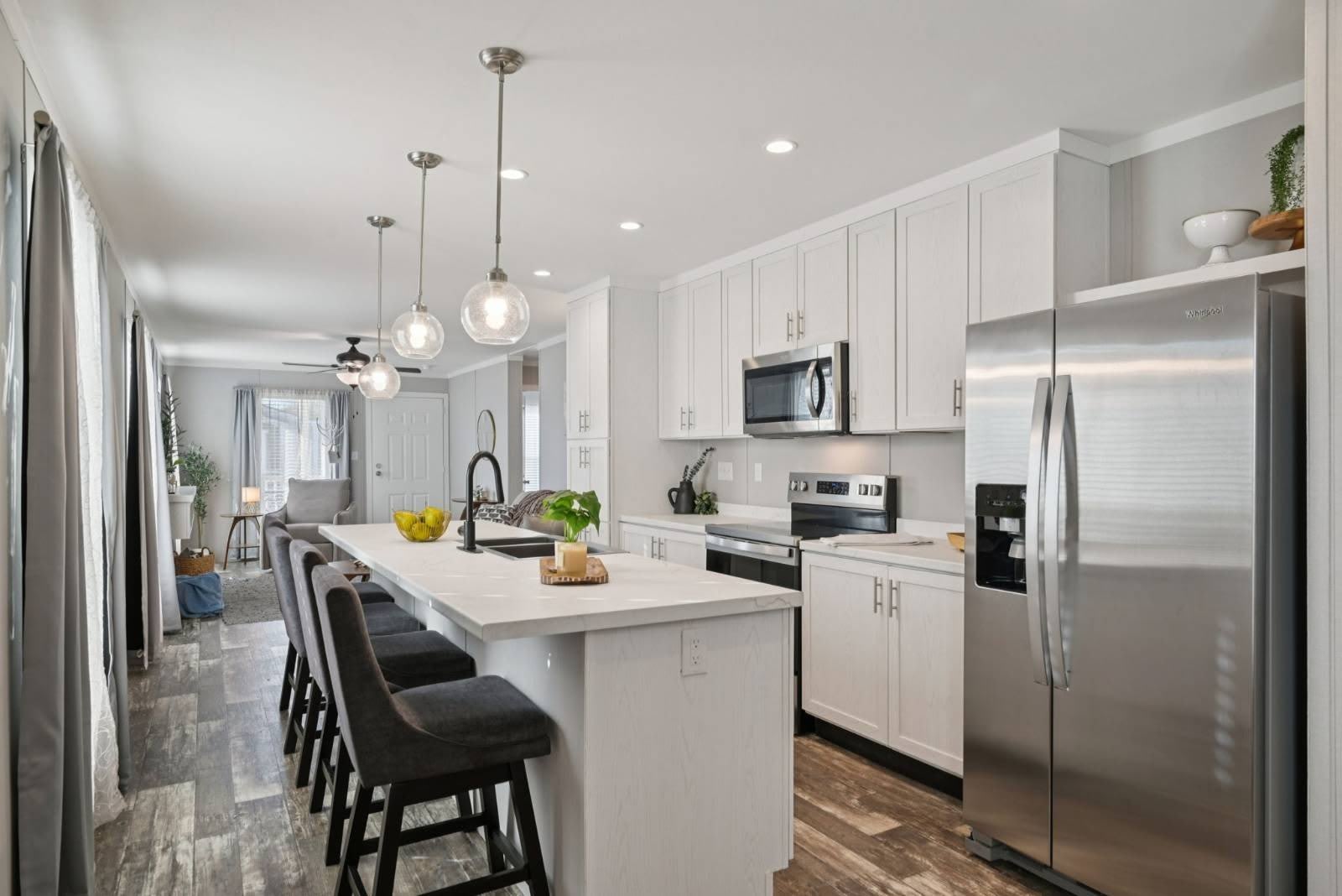 1629 American Drive – photo 2
