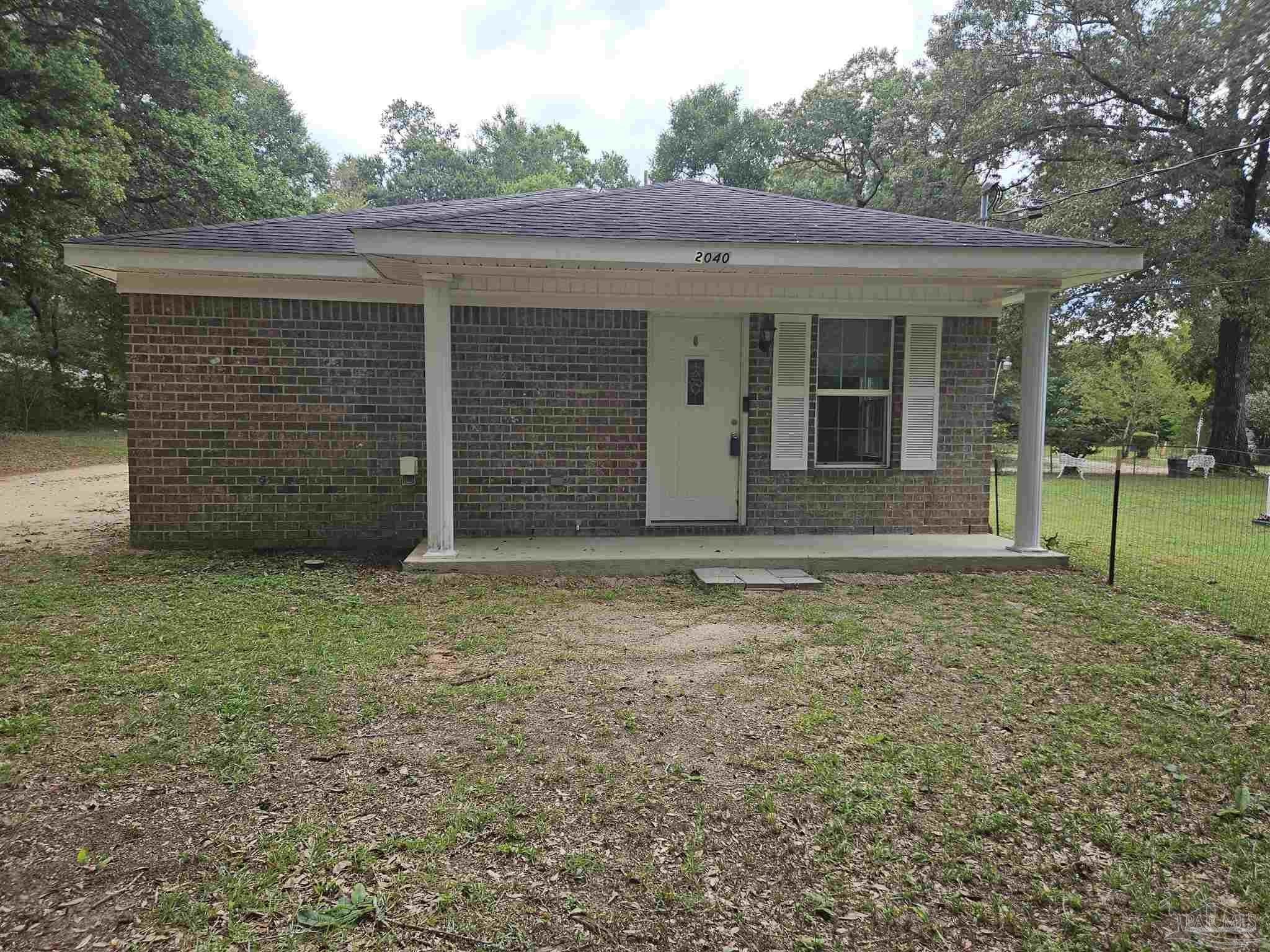 2040 E Roberts Rd – photo 1