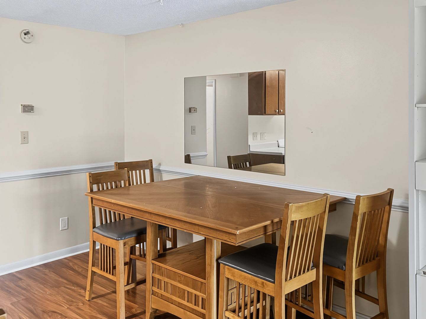 Studio Living Close to Everything! – photo 5