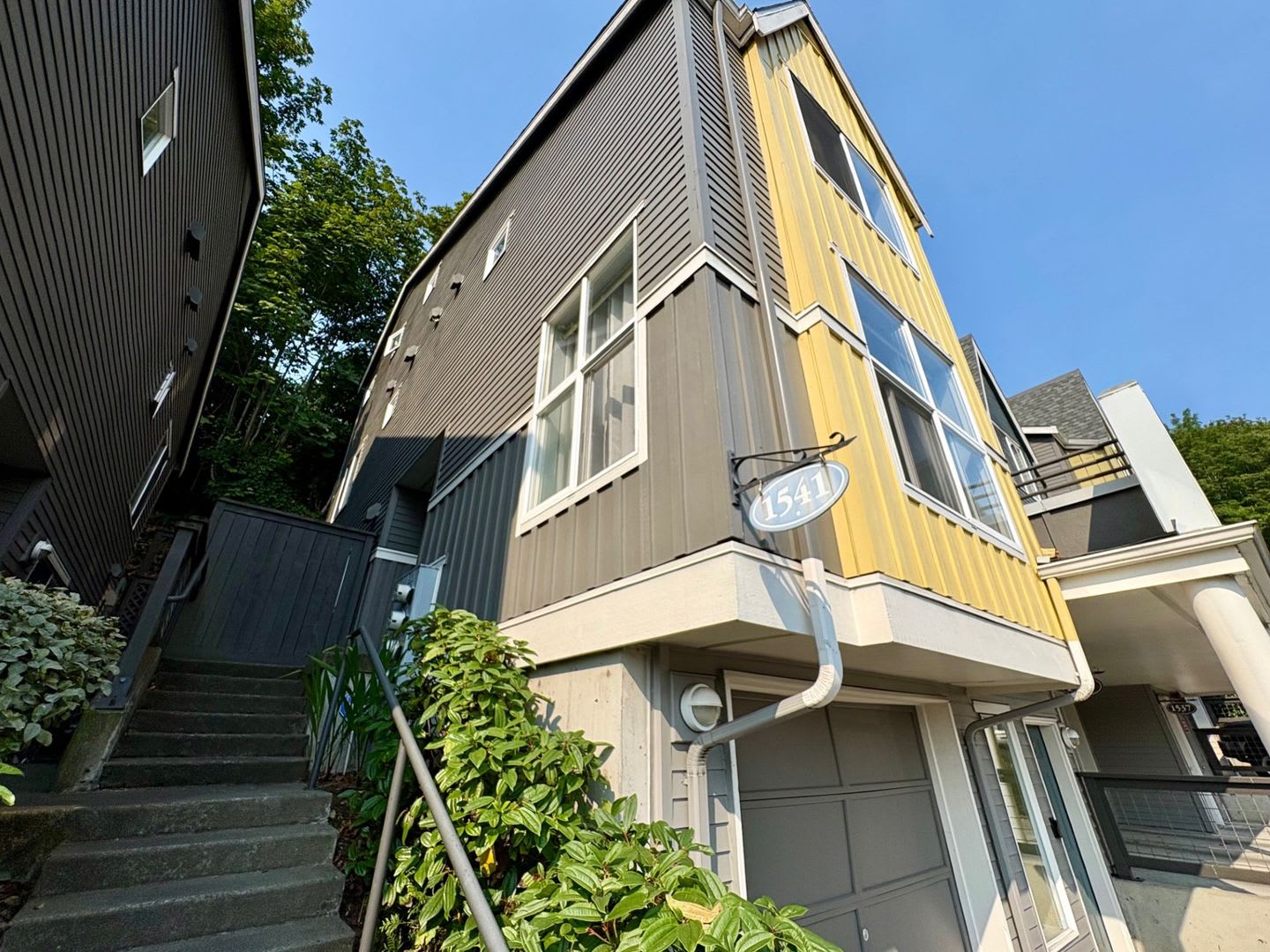 Cherrylane Condominium ~ Beacon Hill – photo 2
