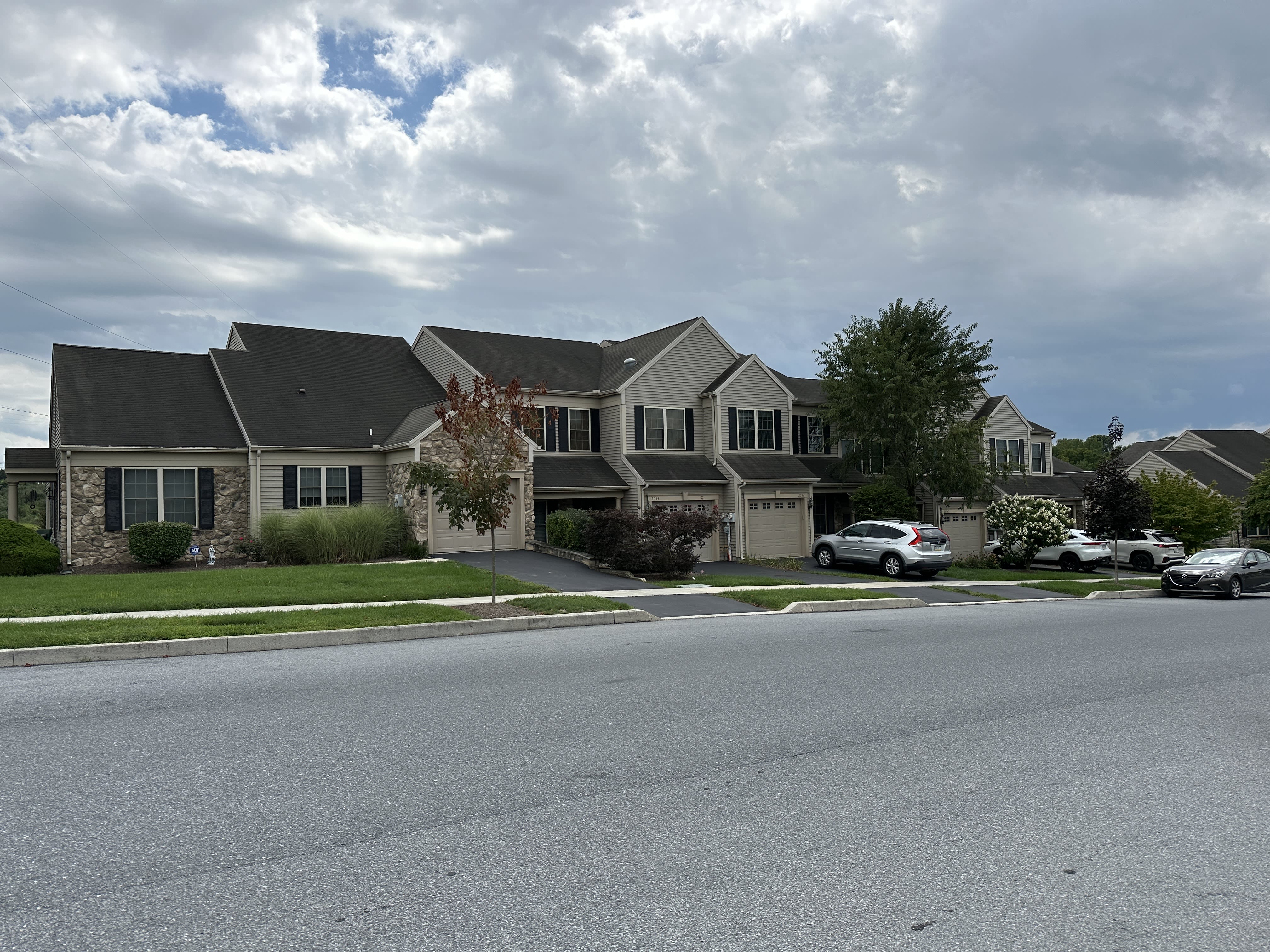 2056 Deer Run Drive – photo 1