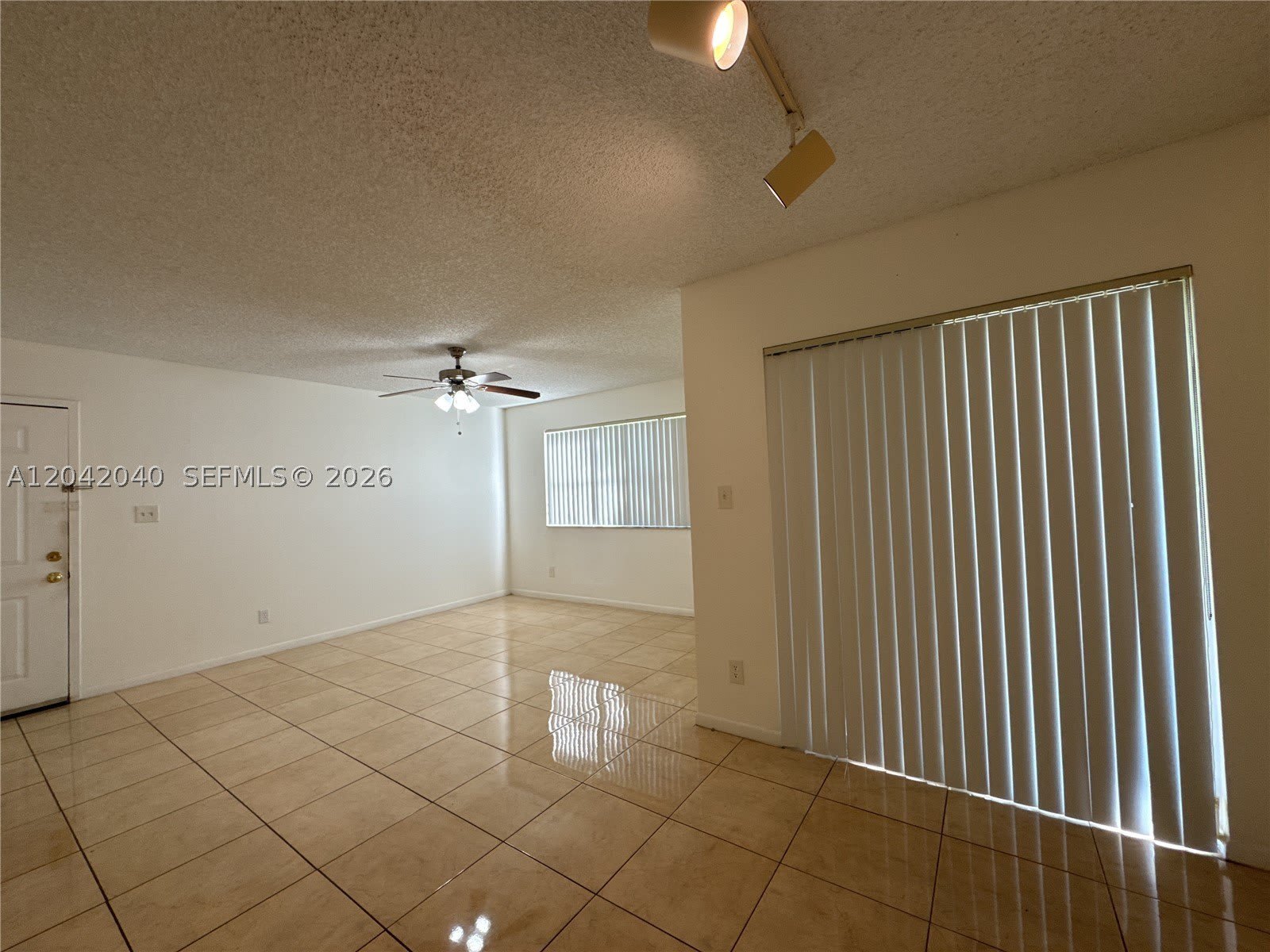 550 S Park Rd – photo 5