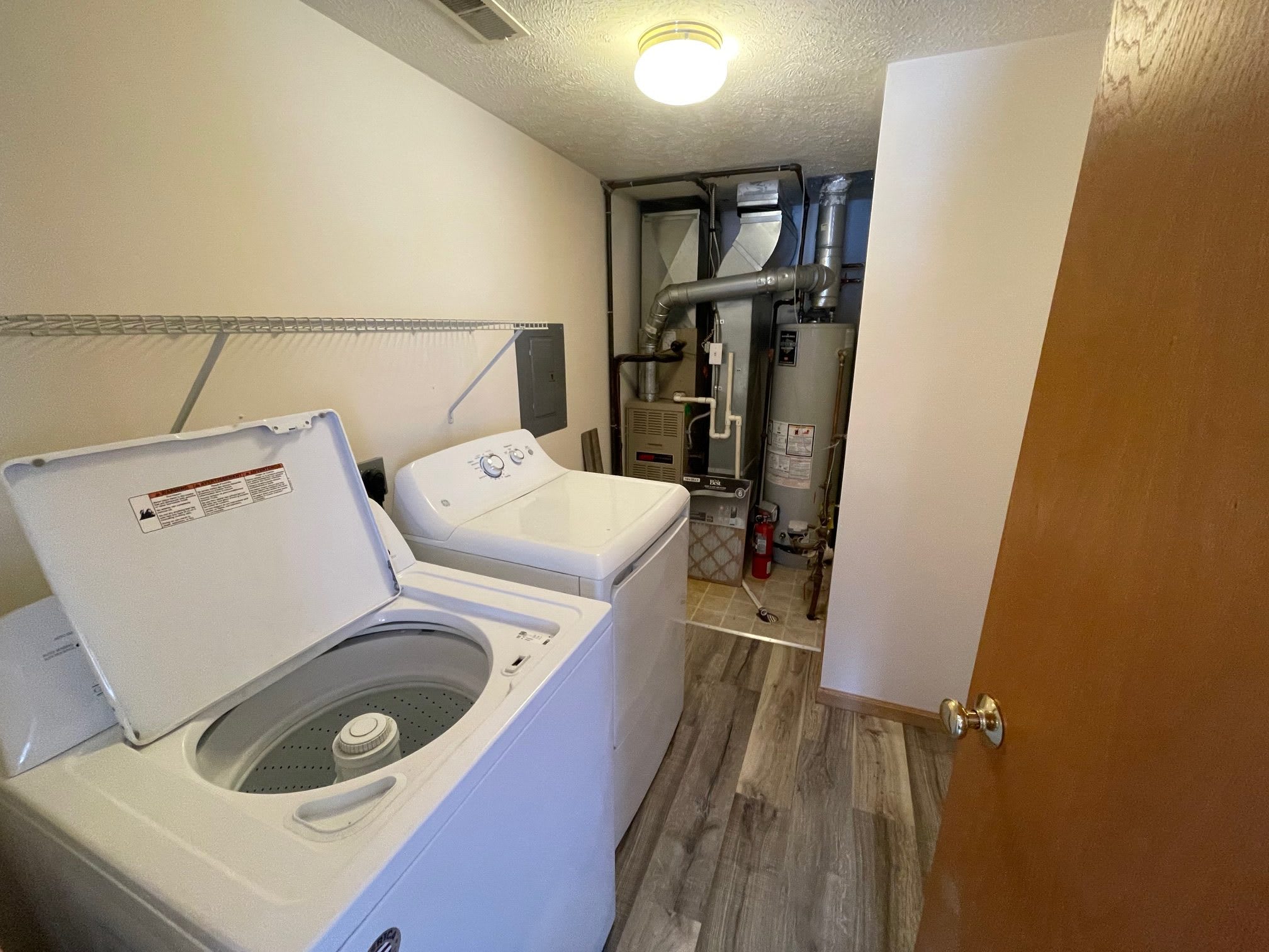 321 S. Garfield Ave. – photo 3