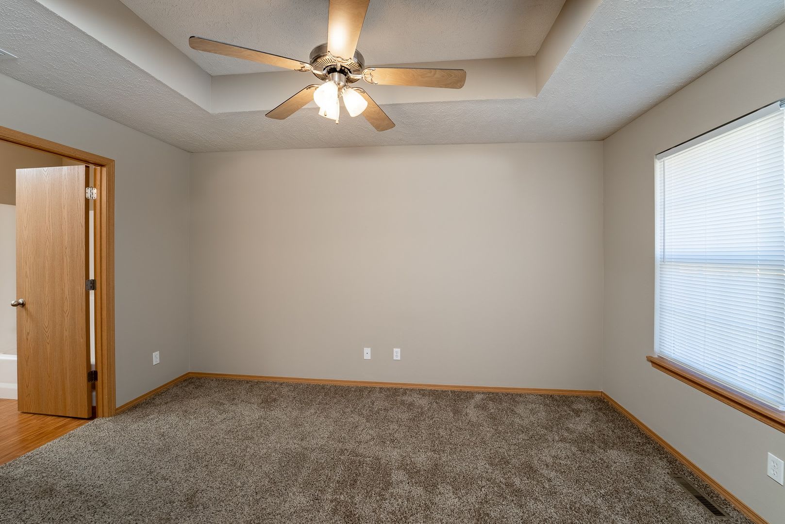 3 Bed 2 Bath Home For Rent In Northeast Republic Close To Hwy 60 – photo 5
