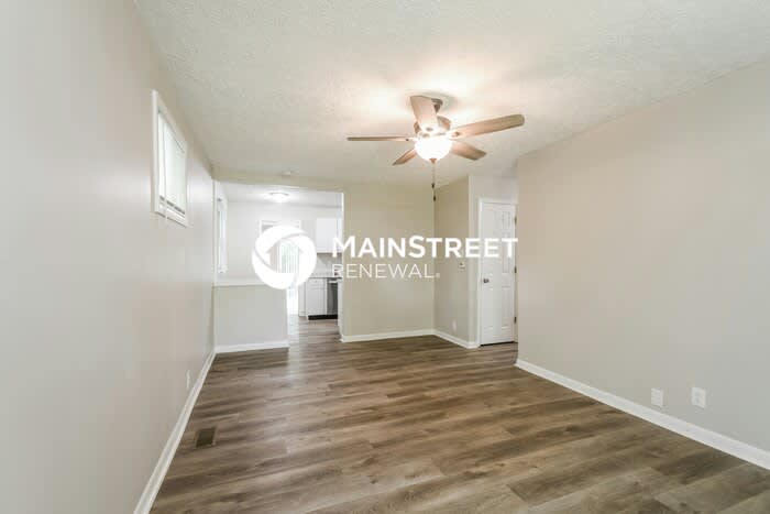 2203 East 67th Street – photo 4