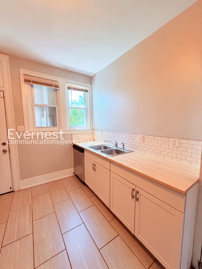 9429 Brush Street – photo 4