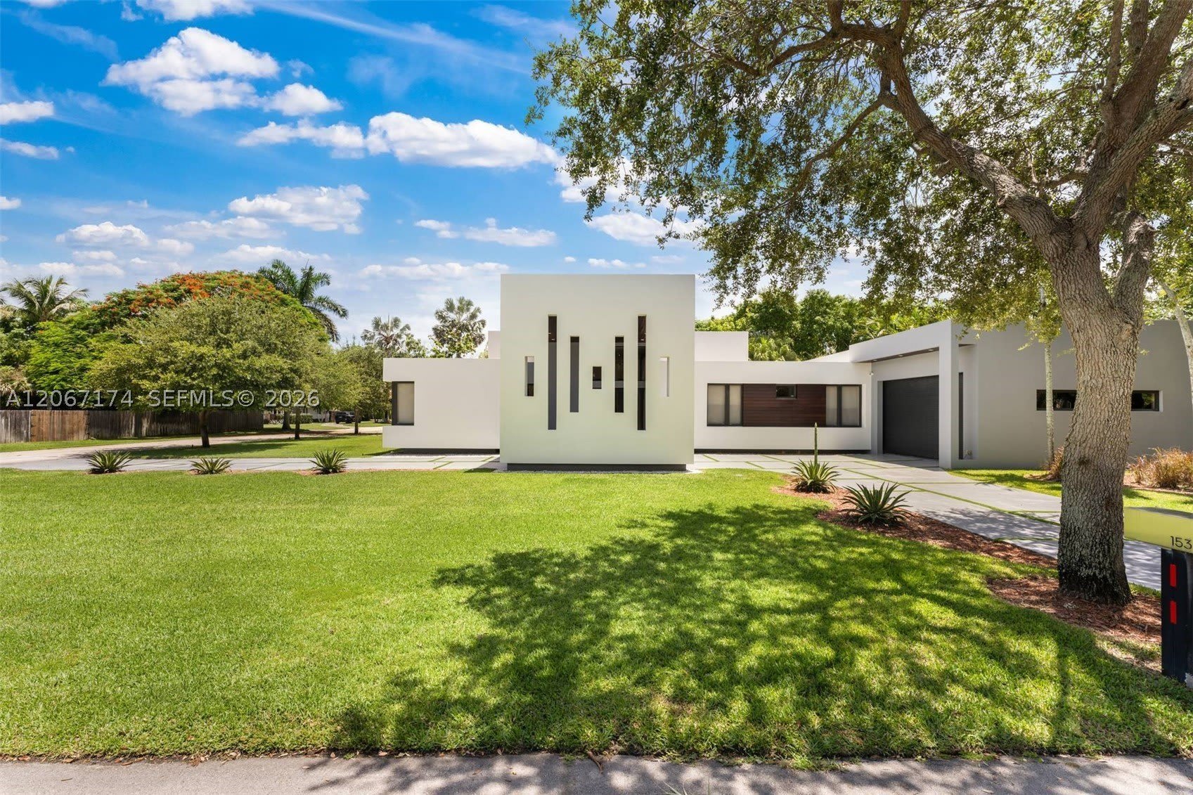 15315 SW 84th Avenue – photo 3