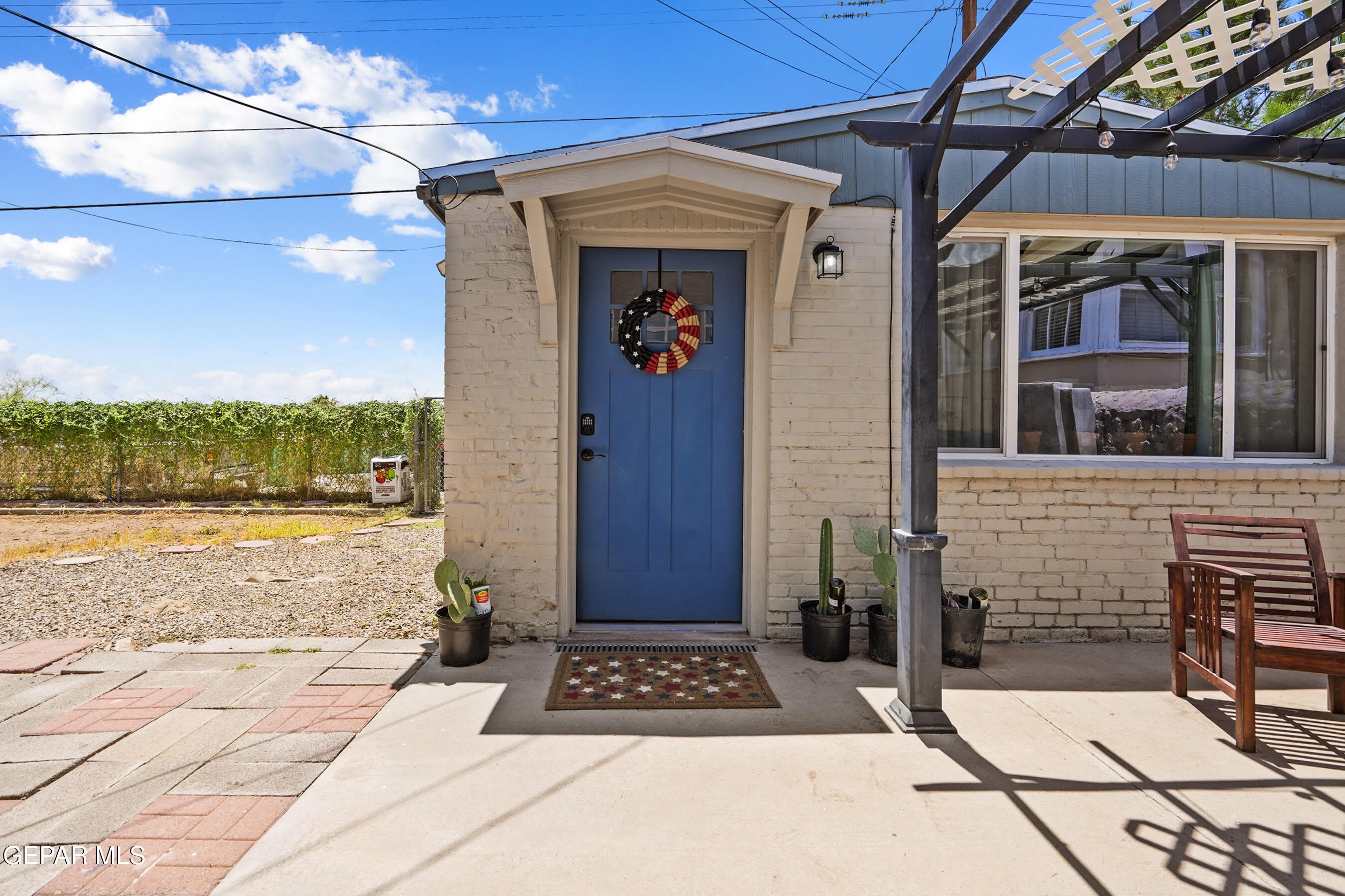 2718 SILVER Avenue – photo 3