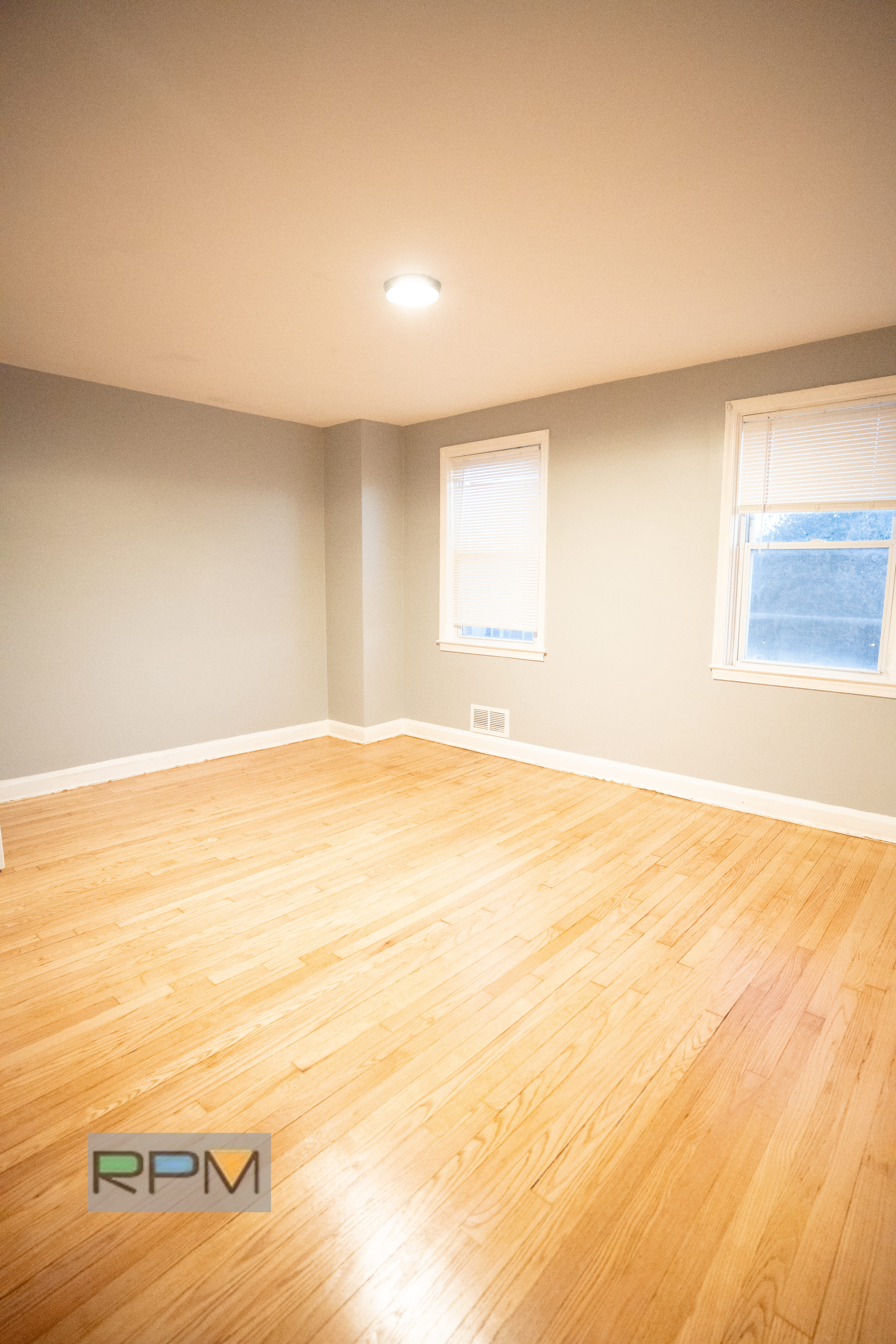 4125 Ardley Ave – photo 5