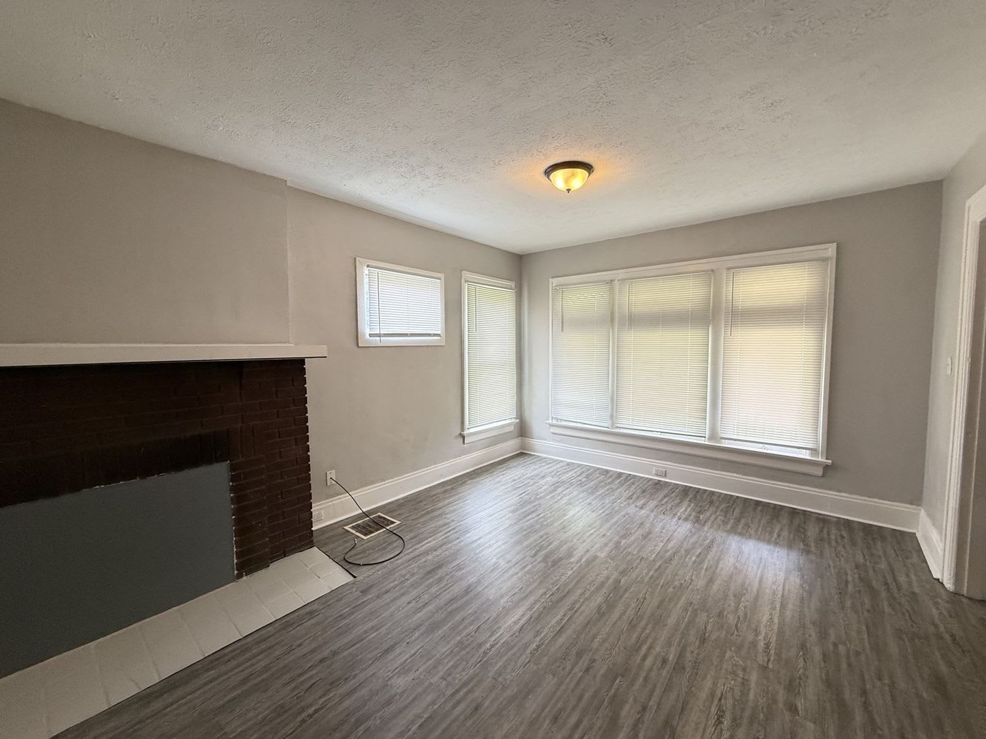 Spacious 4BR / 2BA House in Dayton – photo 3