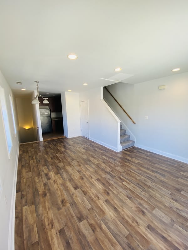 1600 Light Street – photo 4