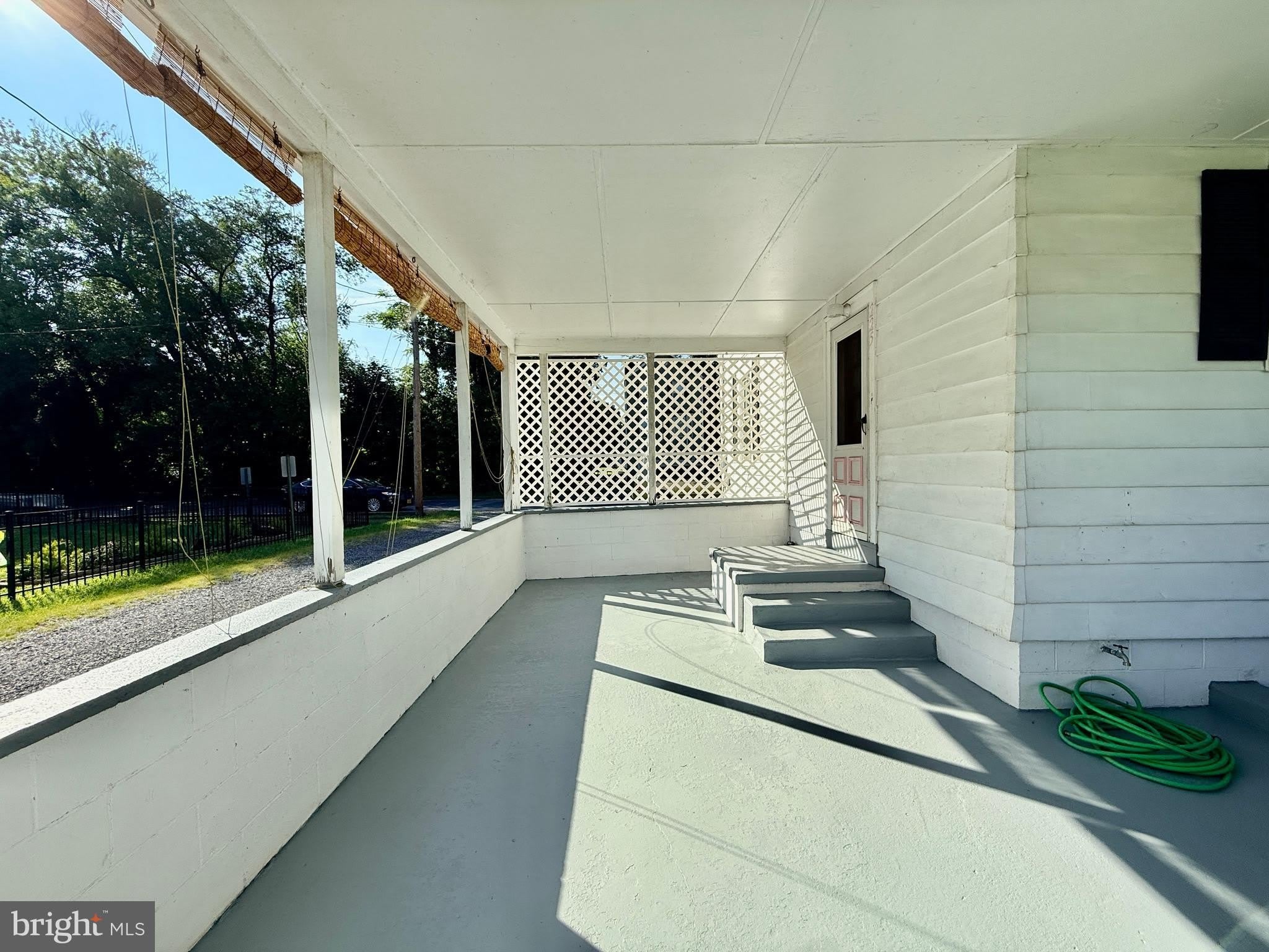 225 E 2ND Avenue – photo 3