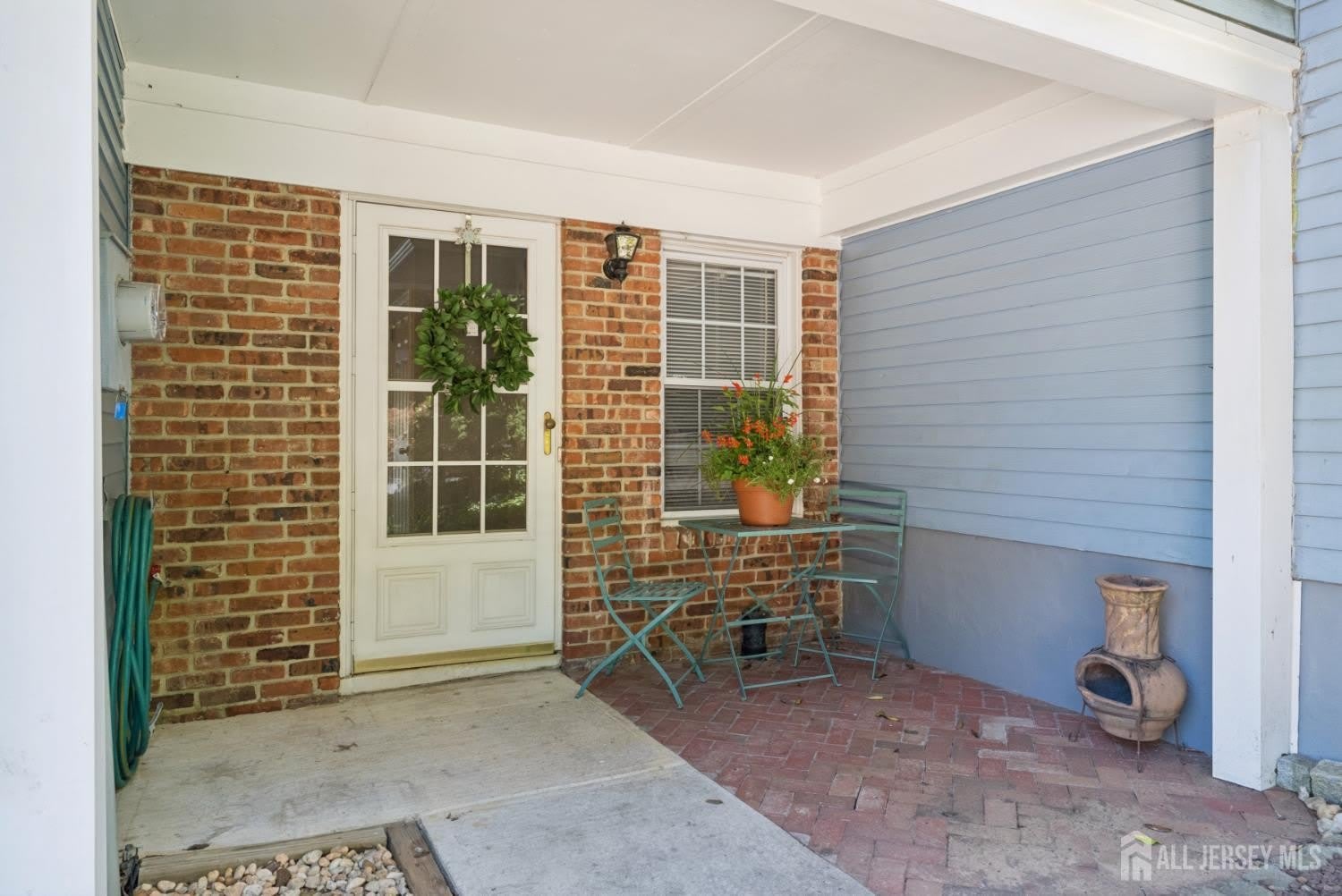 6 Bradford Drive – photo 2