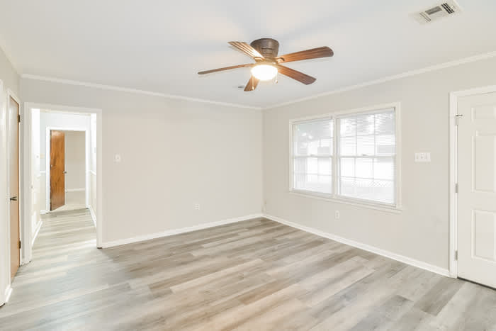 758 Forestdale Drive – photo 4