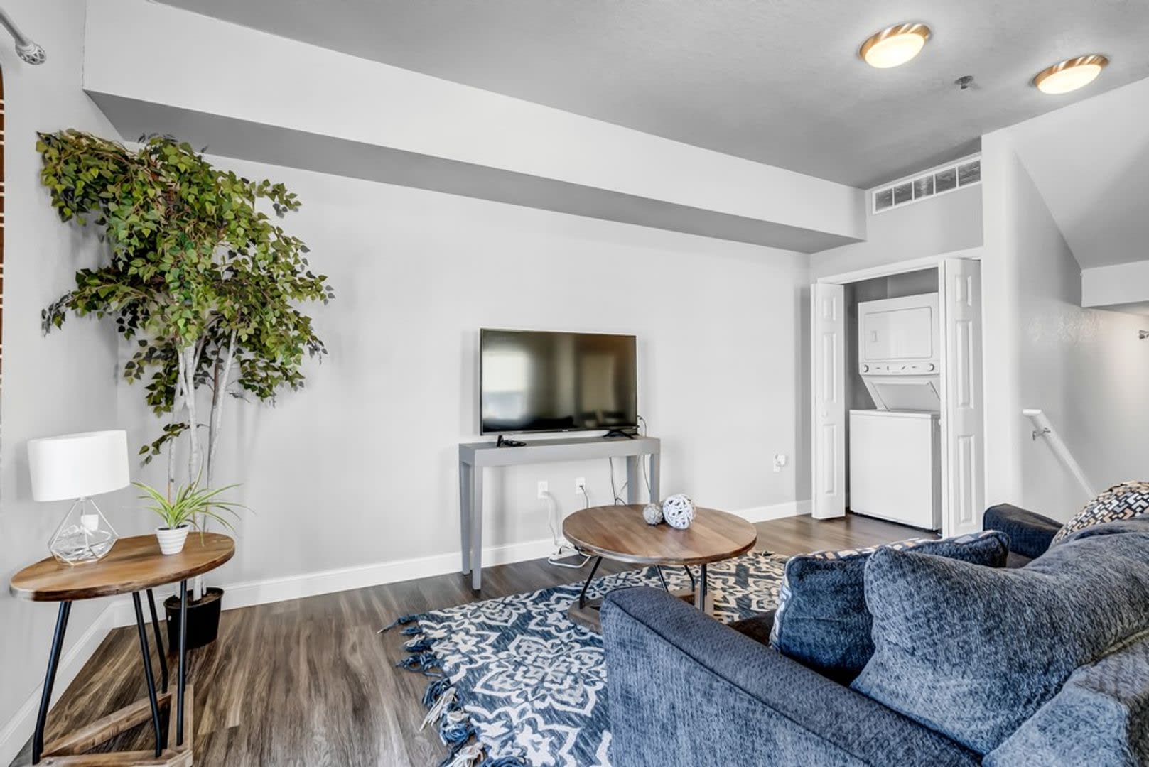 Legacy Condos – photo 5