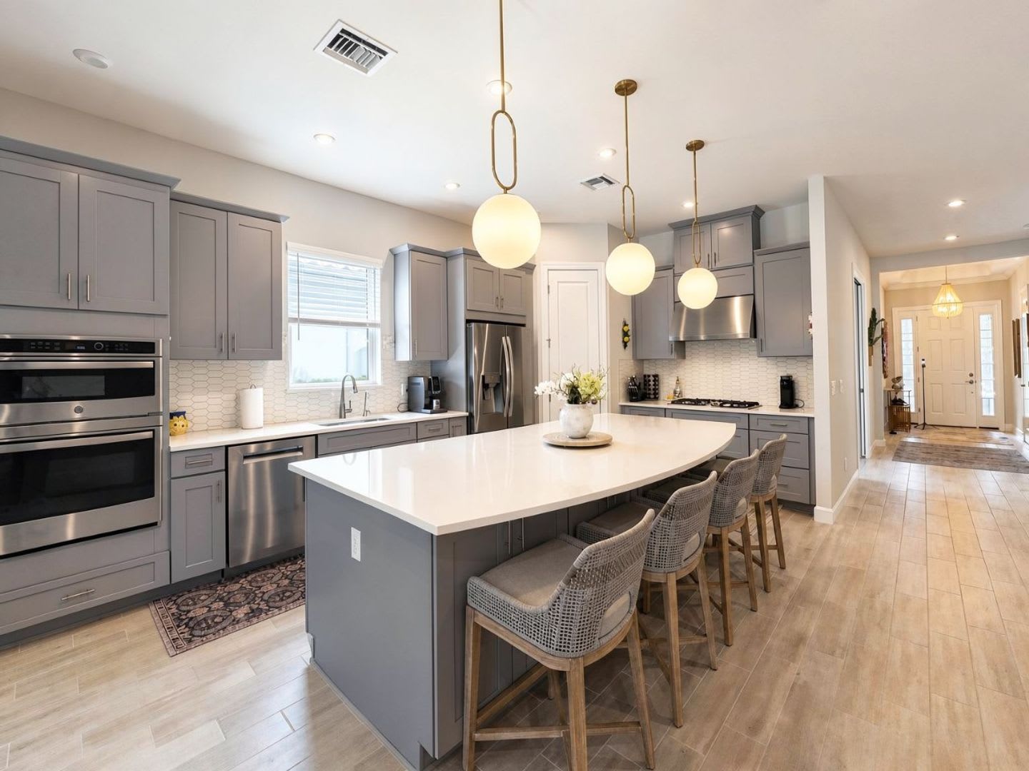 Luxury Rental in Esplanade at Hacienda Lakes! – photo 2