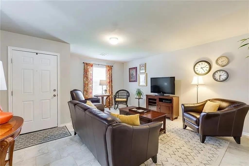 10120 Sussex Place – photo 2