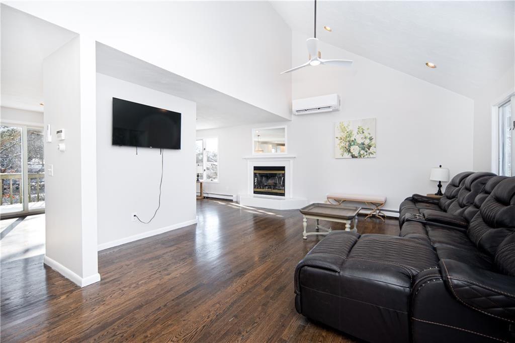 262 Wood Hill Road – photo 5
