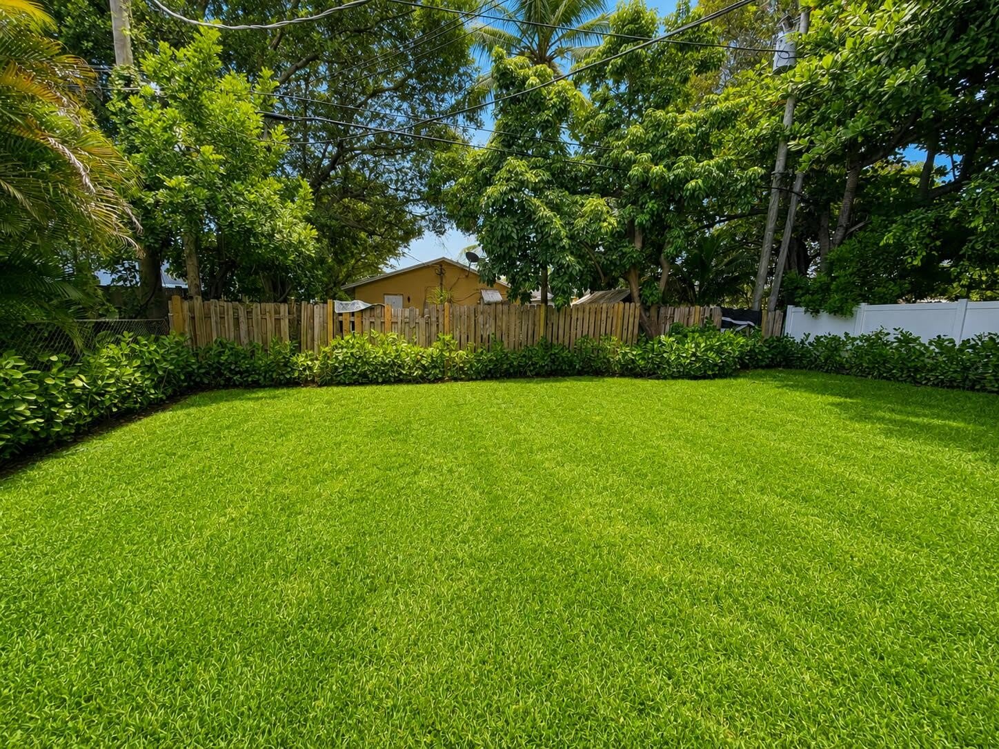 220 NW 12TH Court – photo 2