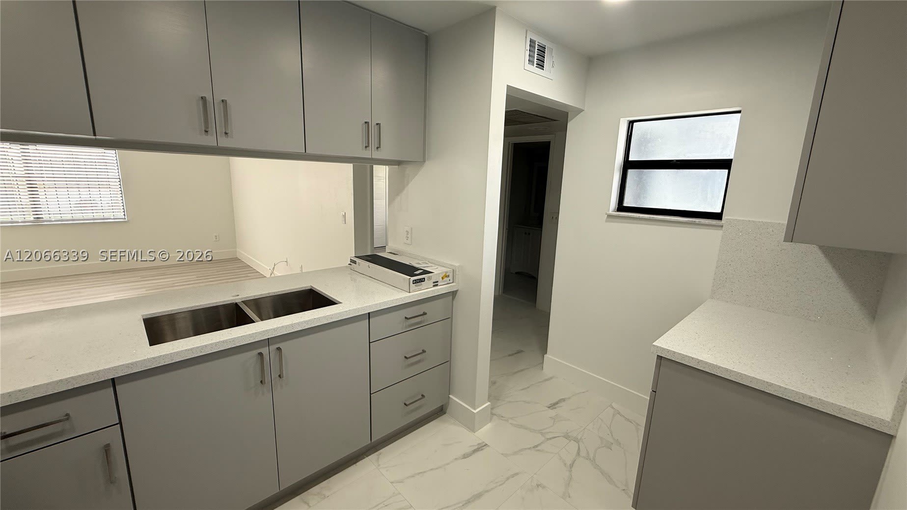 2750 W 63rd Pl – photo 5