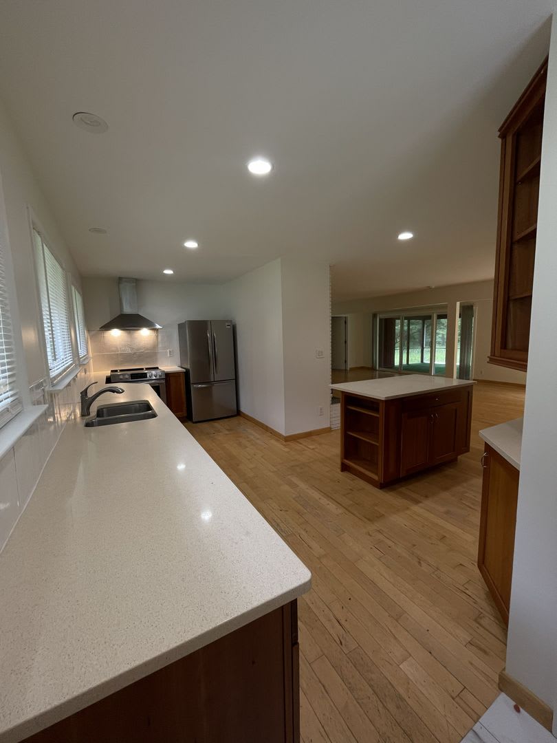 Available now! Inviting ranch situated in desirable North Ann Arbor – photo 3