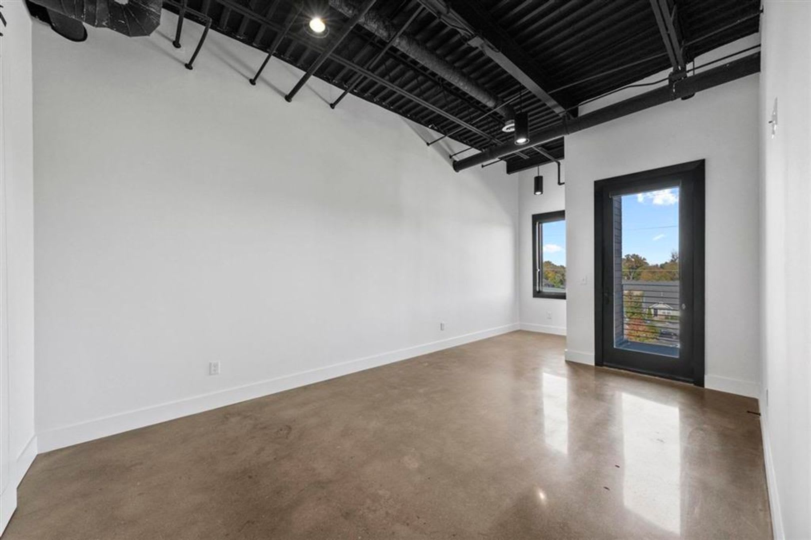1131 Fairview Avenue – photo 3