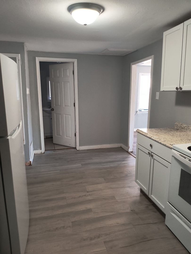 Affordable Remodeled 2 bedroom, 1 bathroom home COMING SOON! – photo 2