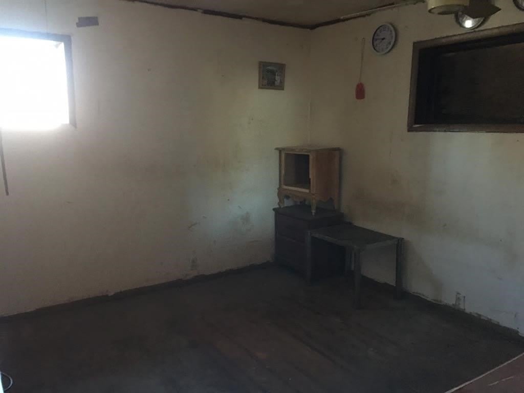 705 W 6Th Street – photo 5