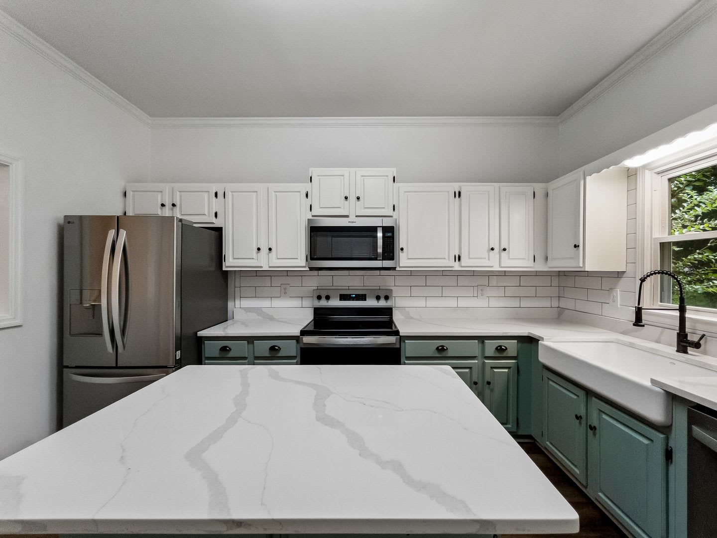Updated 2Br 2Ba Townhome In Convenient East Athens Location – photo 5