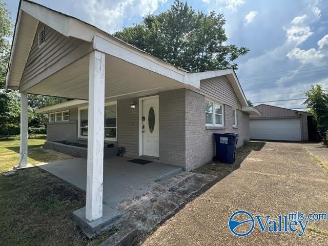 2810 Hillsboro Road SW – photo 4