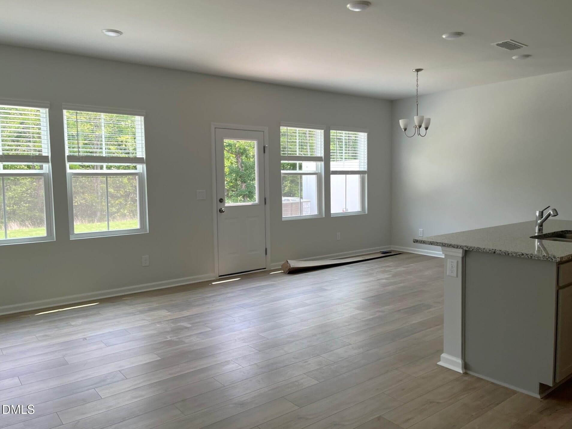 2320 Sun Vibes Way – photo 4