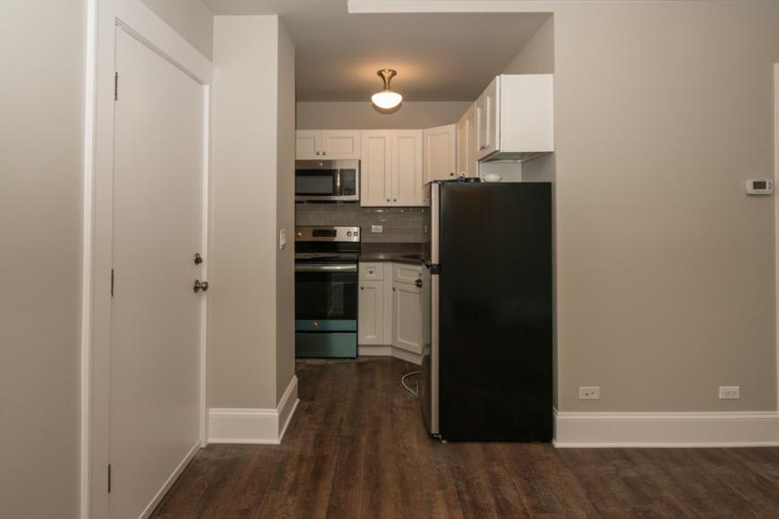 815 Lakeside Pl. – photo 2