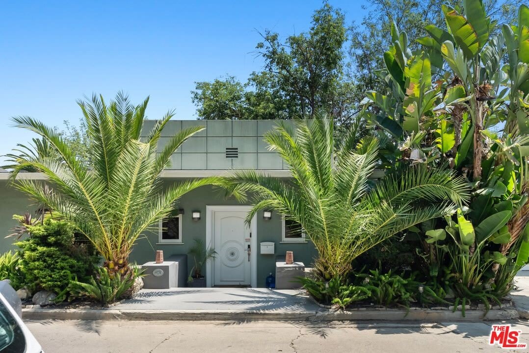 6630 Whitley Ter – photo 1
