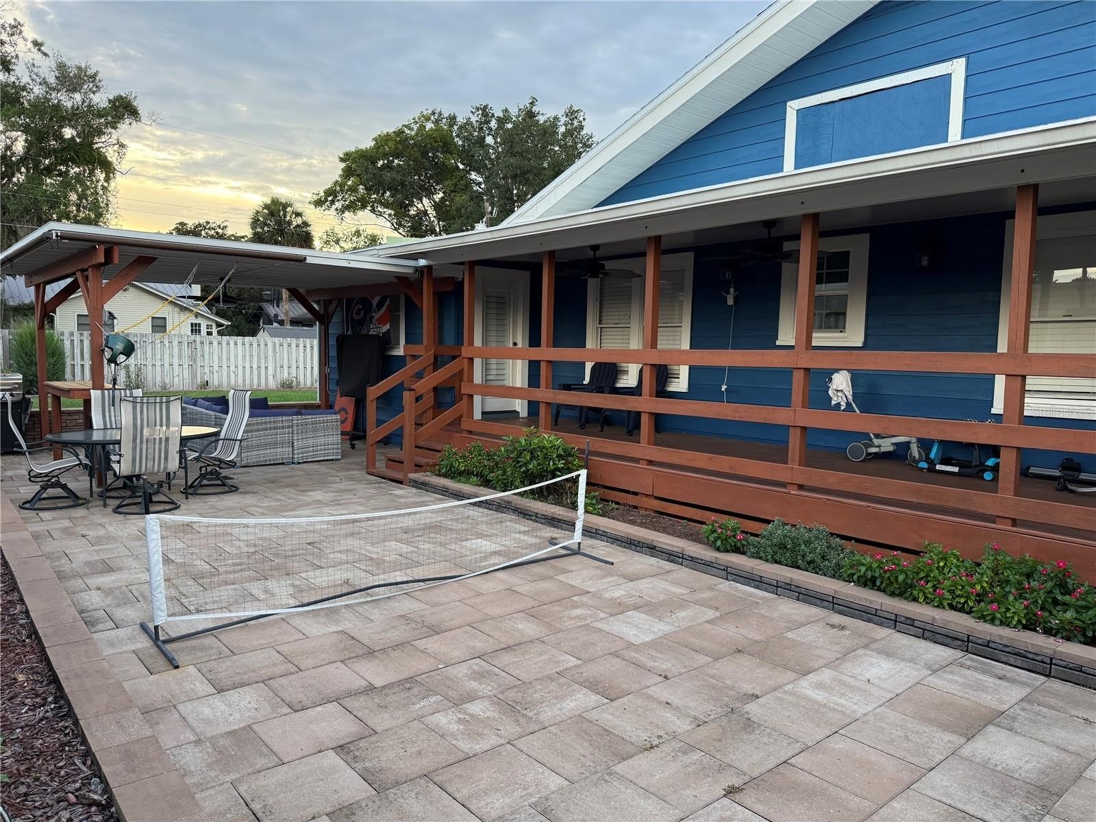 1510 SANFORD AVE – photo 5