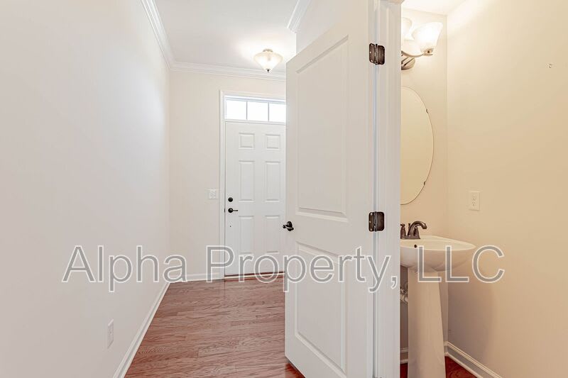 12 Irvington Dr – photo 5