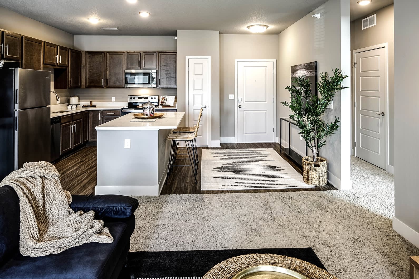 The Sterling at Prairie Trail – photo 4