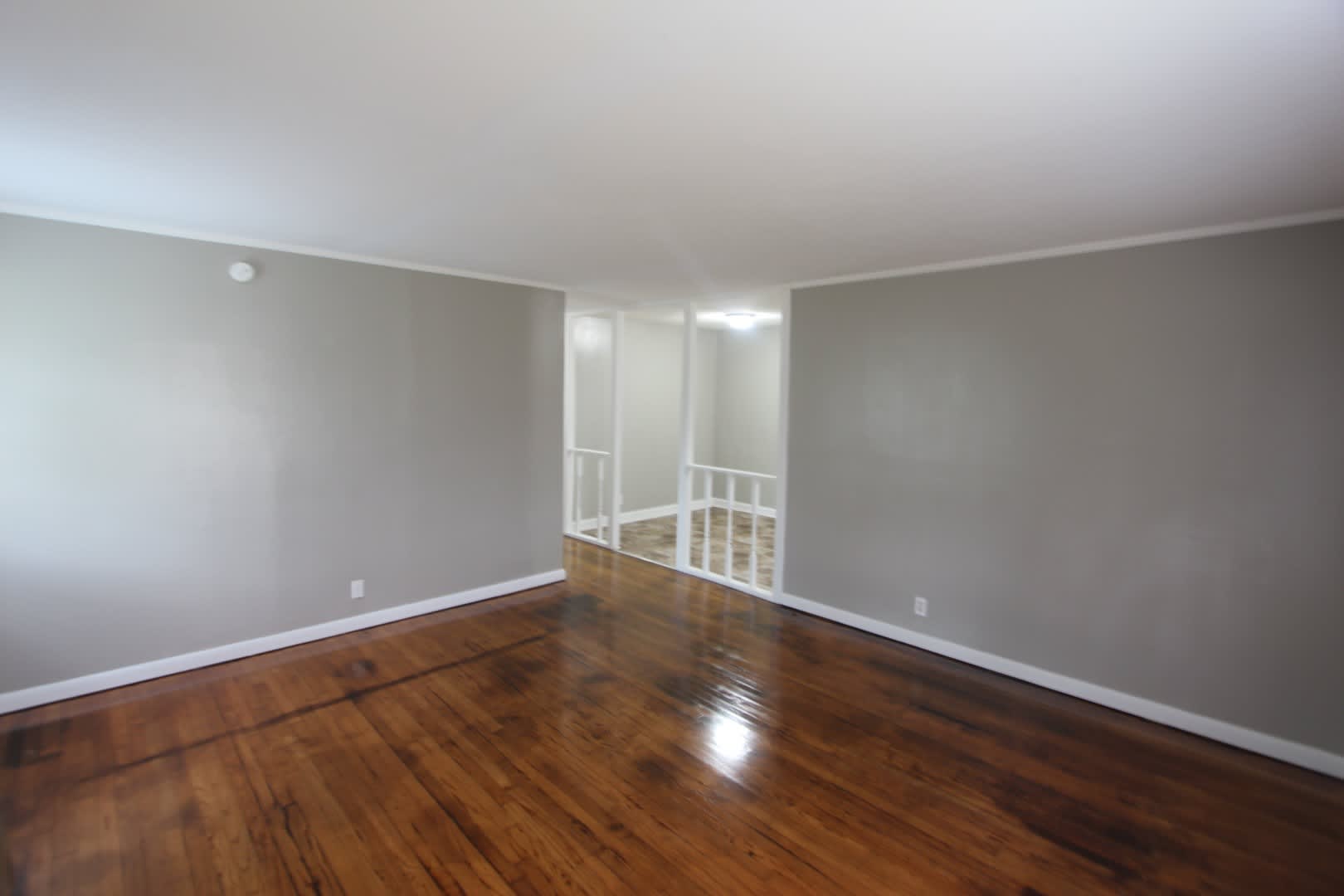 New On The Market 3 Bedroom 1 Bath Large Den Get To It Fast – photo 3