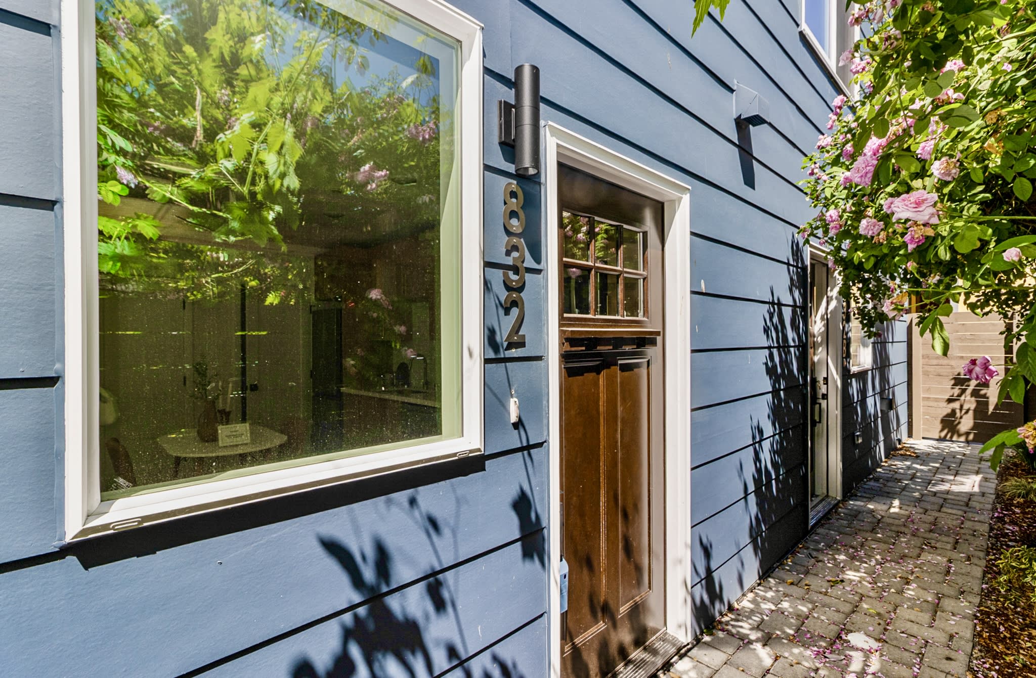 832 South Sullivan Street – photo 1