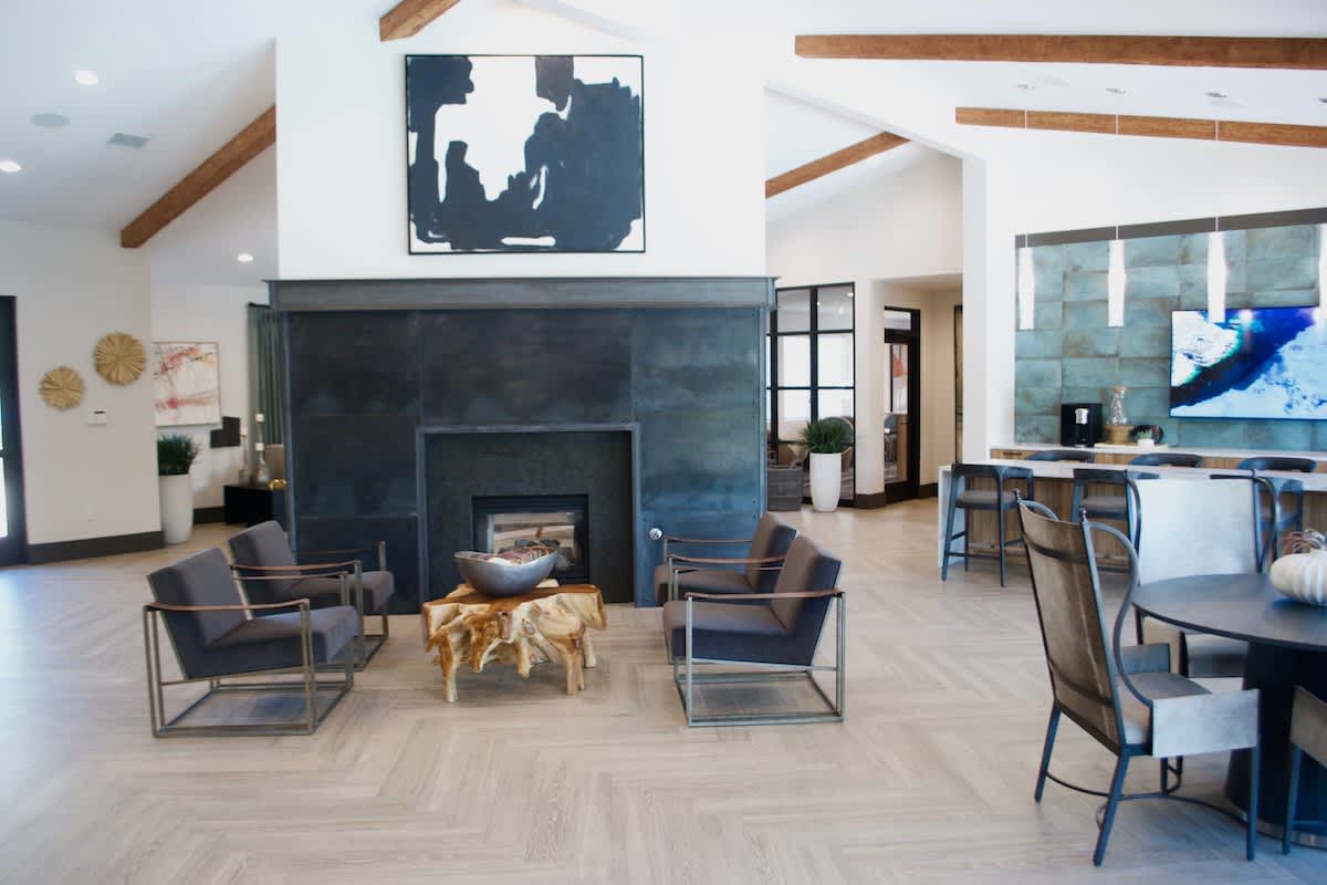 Eagle Ranch Apartments – photo 4