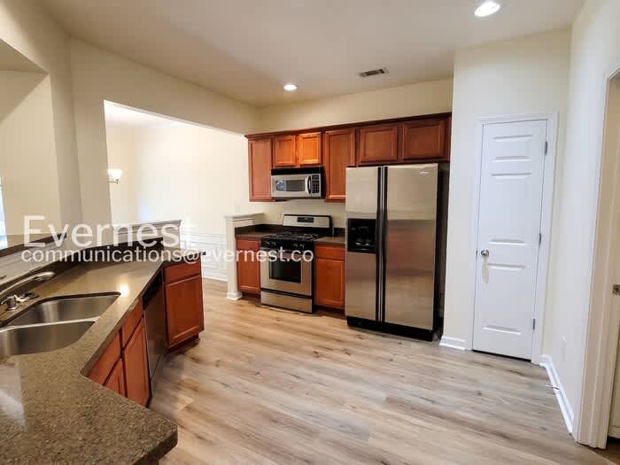 4926 Berkeley Oak Circle – photo 2