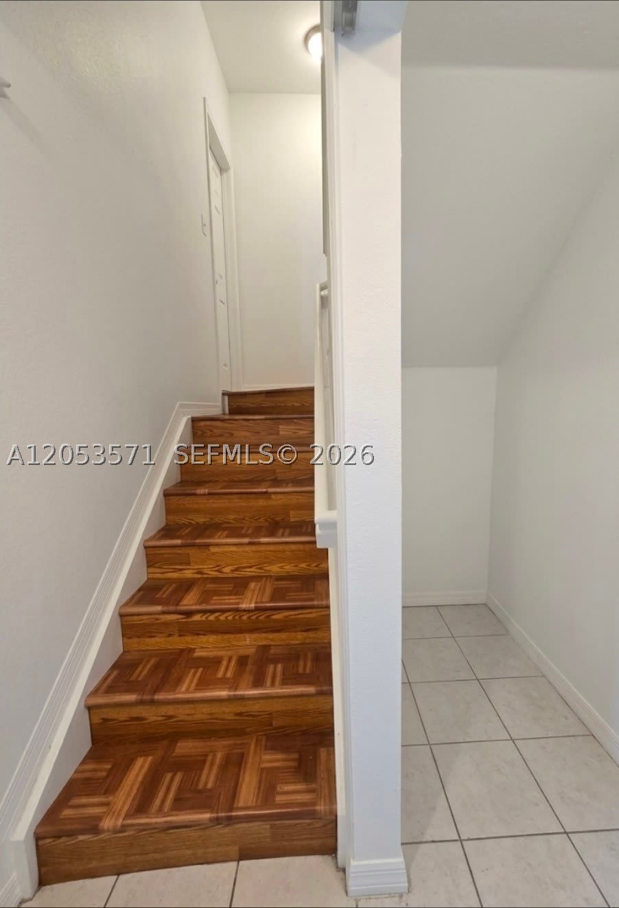 8936 W Flagler St – photo 4