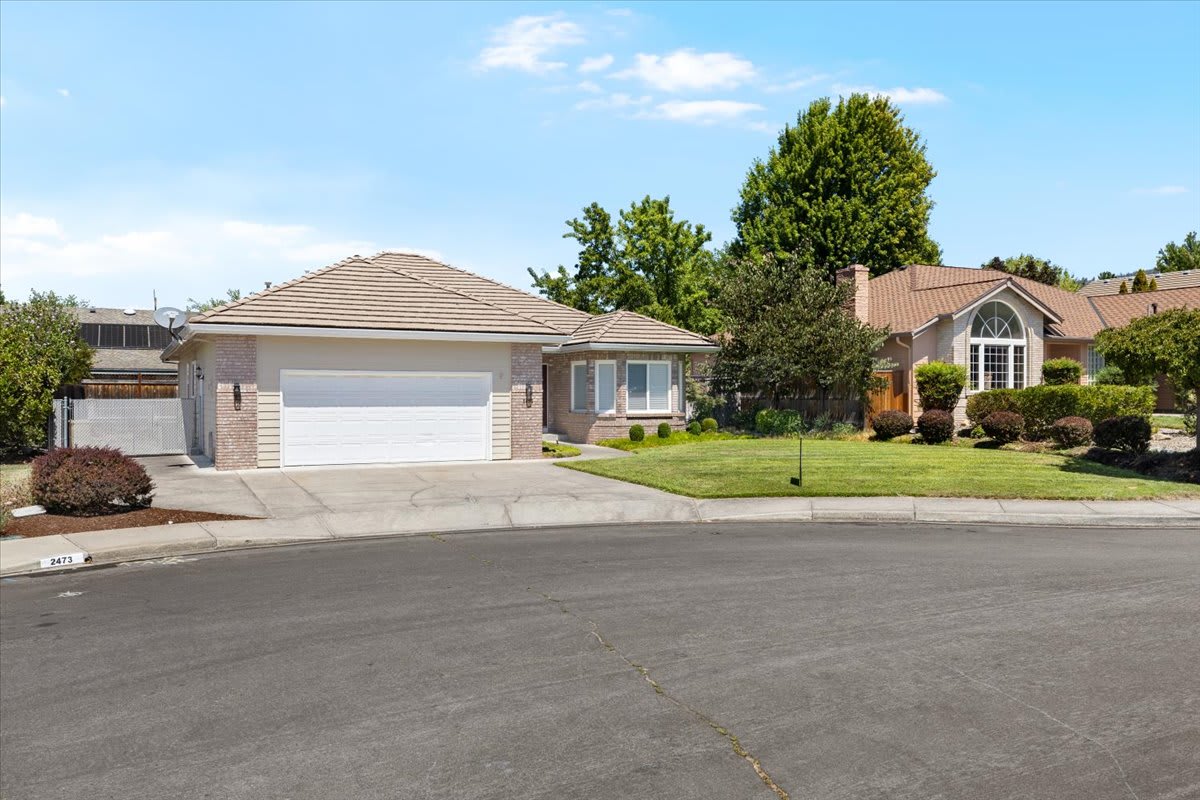 2485 Greenfield Court – photo 3