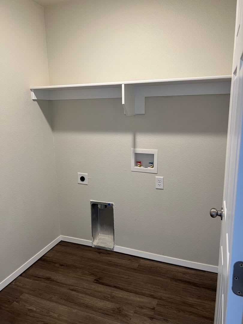 Leasing Special 1 2 Off First Months Rent Backyard Fencing Included Beautiful Brand New Homes Carley Crossings – photo 4