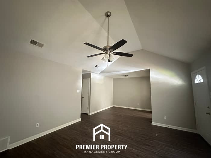 2210 Curbertson Cove – photo 3
