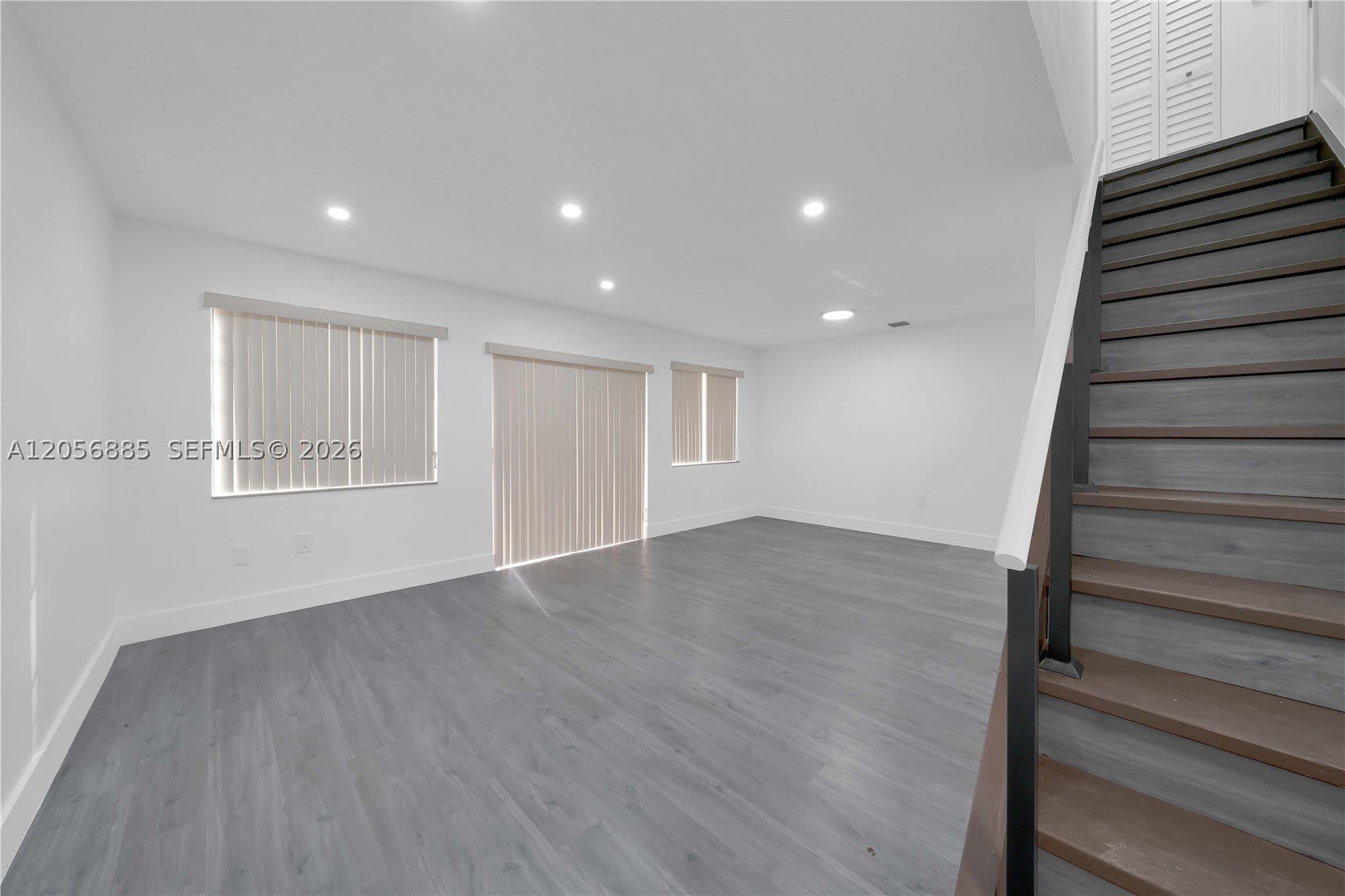 1535 SW 122nd Ave – photo 4