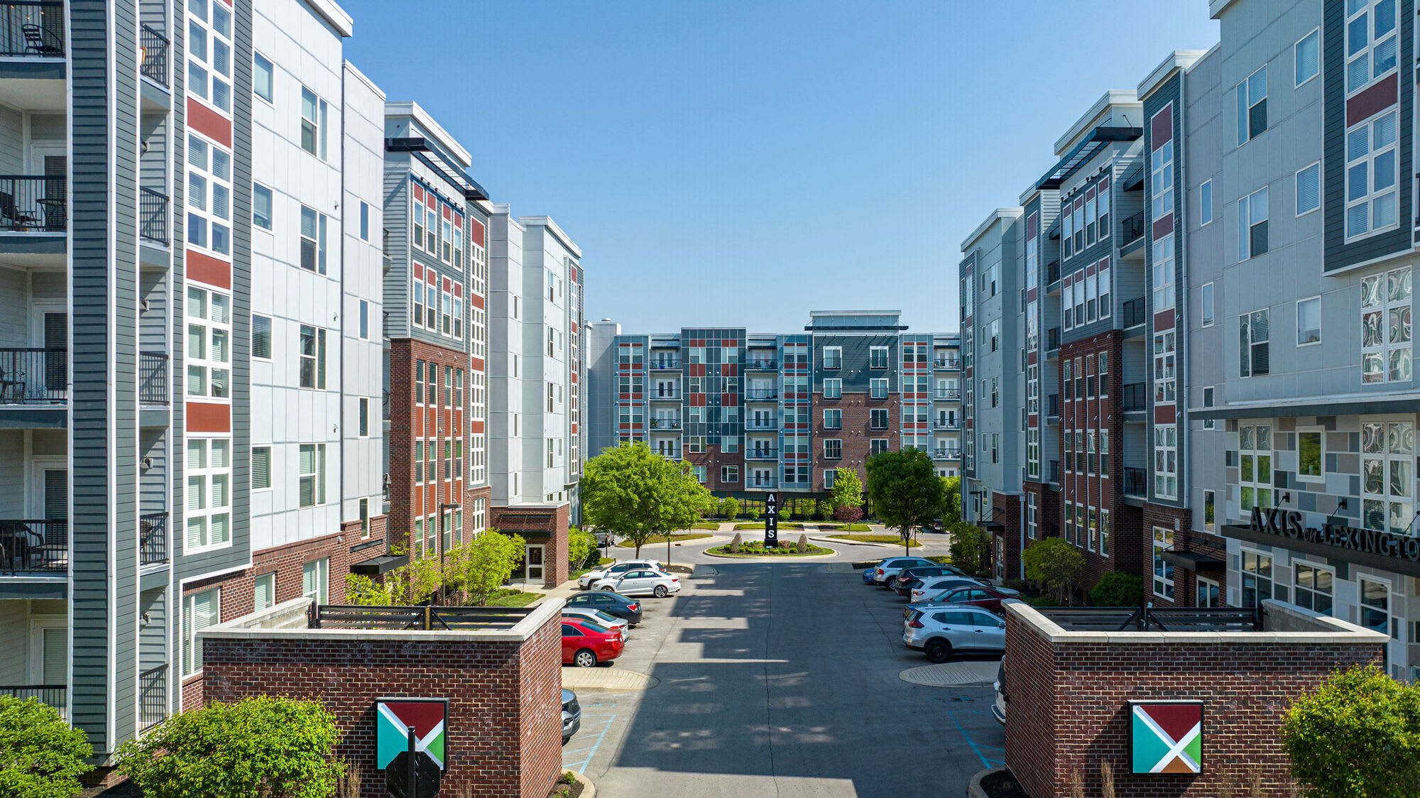 Axis on Lexington – photo 4