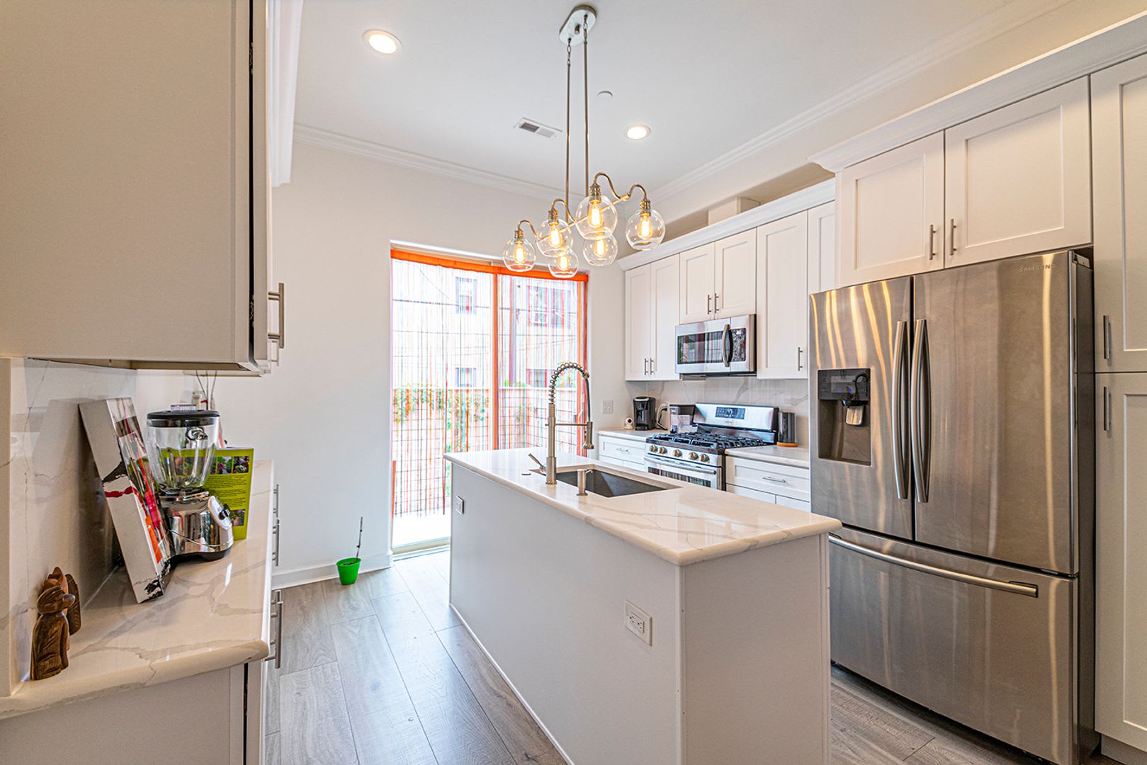 Four Bed Point Breeze Home – photo 3