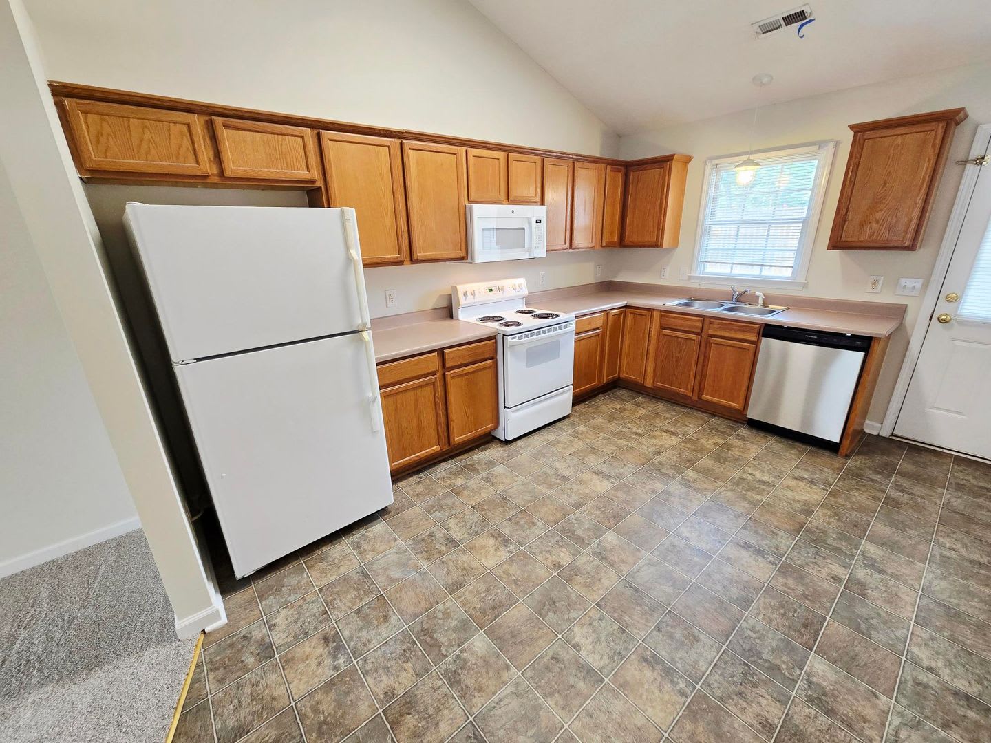 Newly Updated 2 Bed / 2 Bath Unit with Vaulted Ceilings – 3263 Alamance Rd #1 – photo 4
