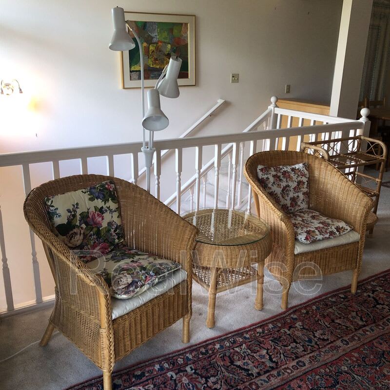 382 Glenn St – photo 5